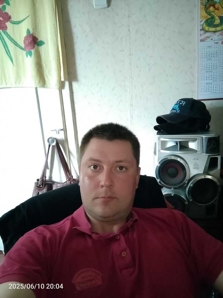  52014939  NiKO, 35 ,    