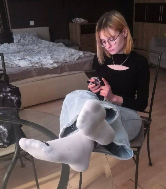  33112429  Vikulya, 23 ,    
