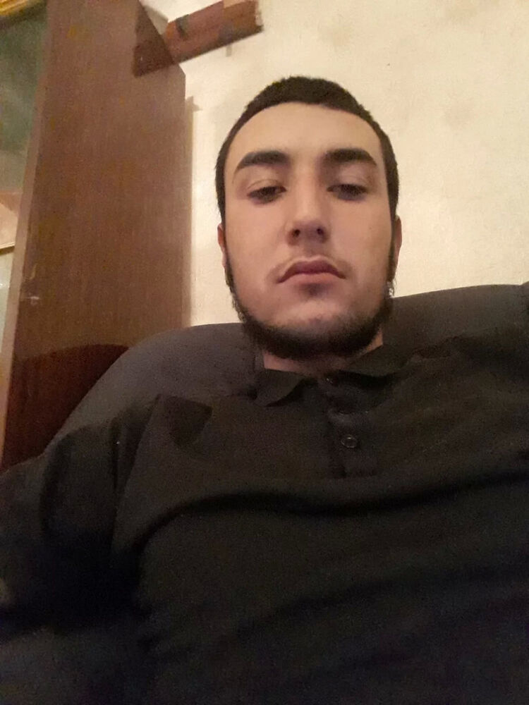  18573559  , 27 ,    