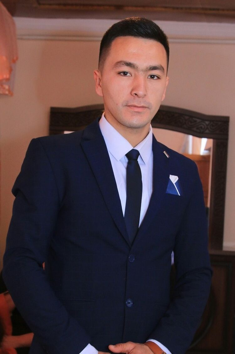 ,   Aziz, 30 ,   