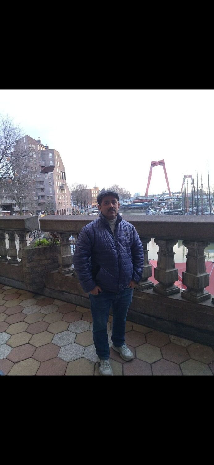  42804049  Rahib, 48 ,    