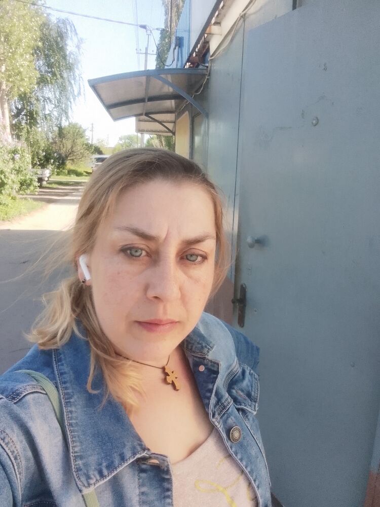  44165949  , 47 ,    