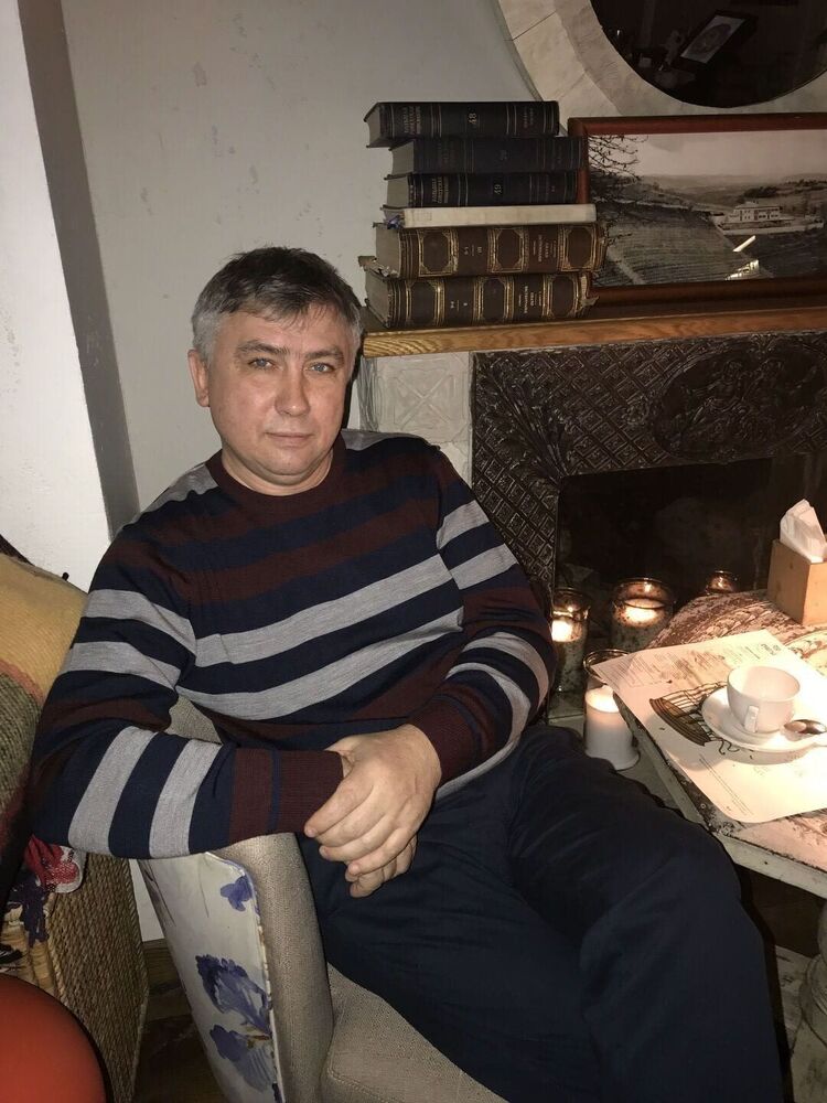  43599279  , 57 ,    