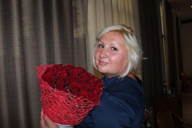  ,   Anya, 41 ,   ,   , c 