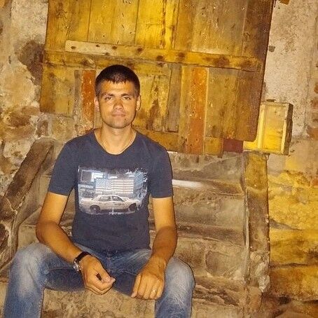  8442669  Ruslan, 36 ,    