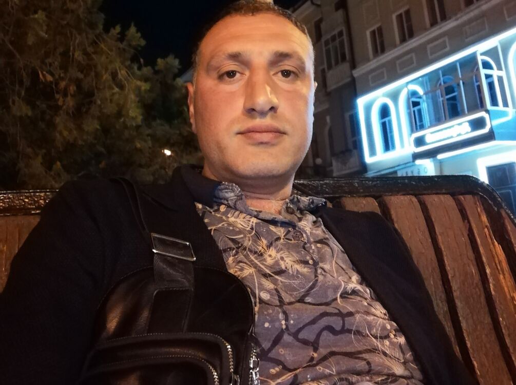  38069249  , 37 ,    --