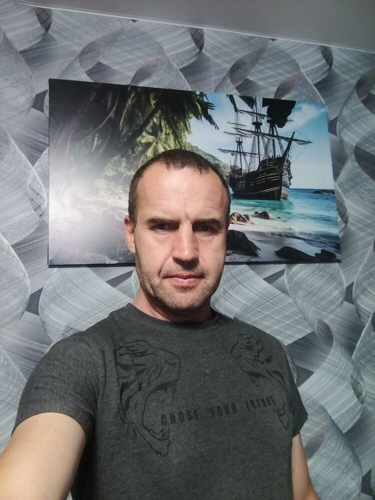  44869469  , 51 ,    