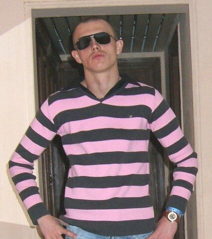  50479159  Denis, 39 ,    