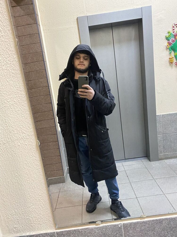  31551939  Kazim, 26 ,    
