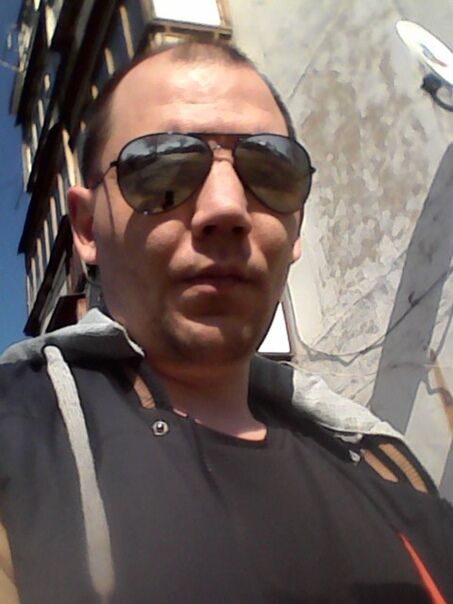  46748989  , 37 ,    