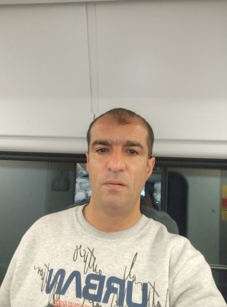  41285649  , 44 ,     