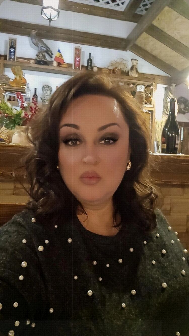  ,   Irina, 50 ,   ,   