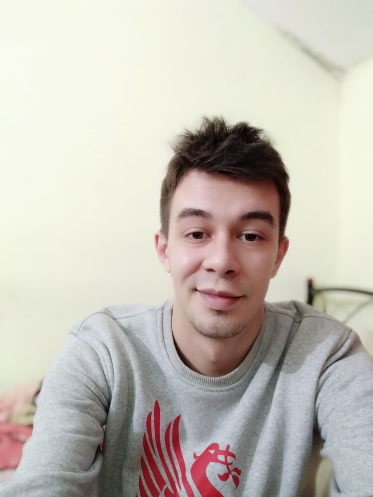  ,   Victor, 32 ,   , 