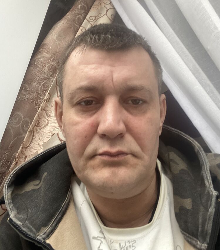  52404719  , 45 ,    