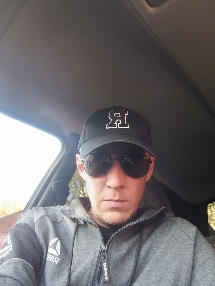  37864589  , 48 ,    