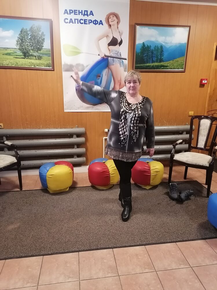  ,   Silvia, 64 ,   c , 