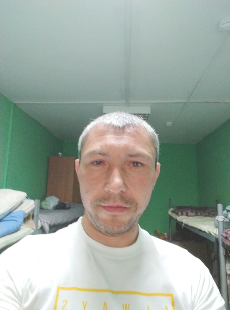  28384589  , 40 ,    