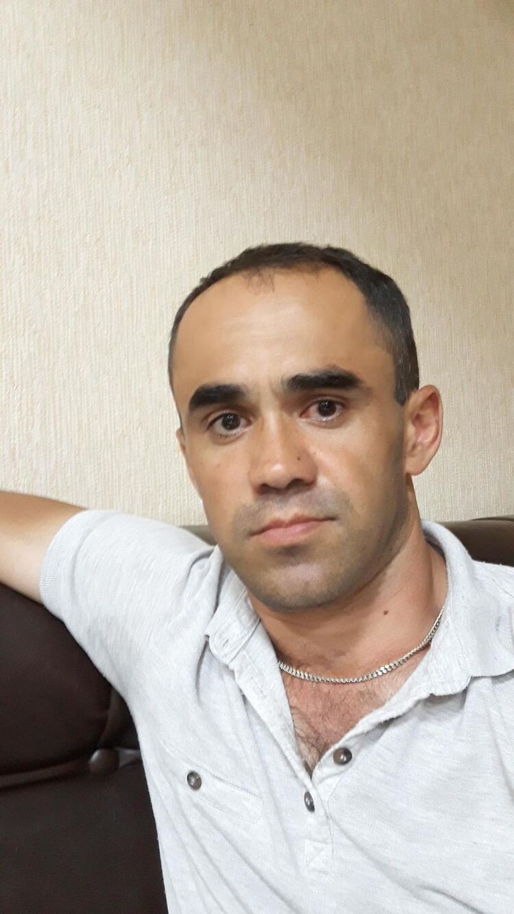  ,   Akram, 42 ,   ,   