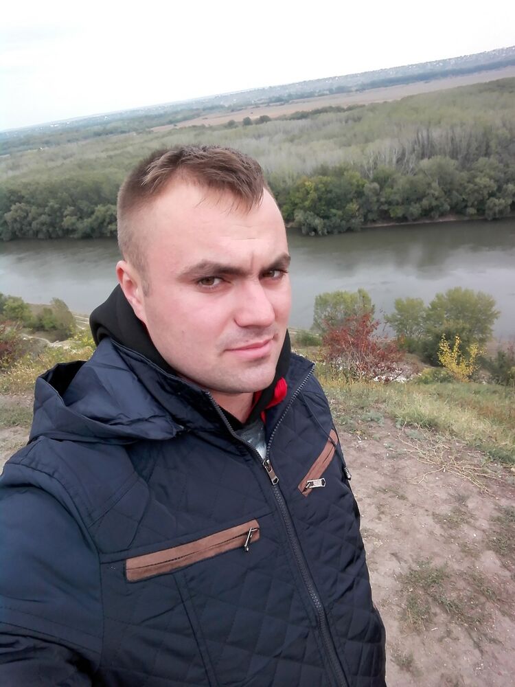  ,   Anatolii, 28 ,   ,   , c 