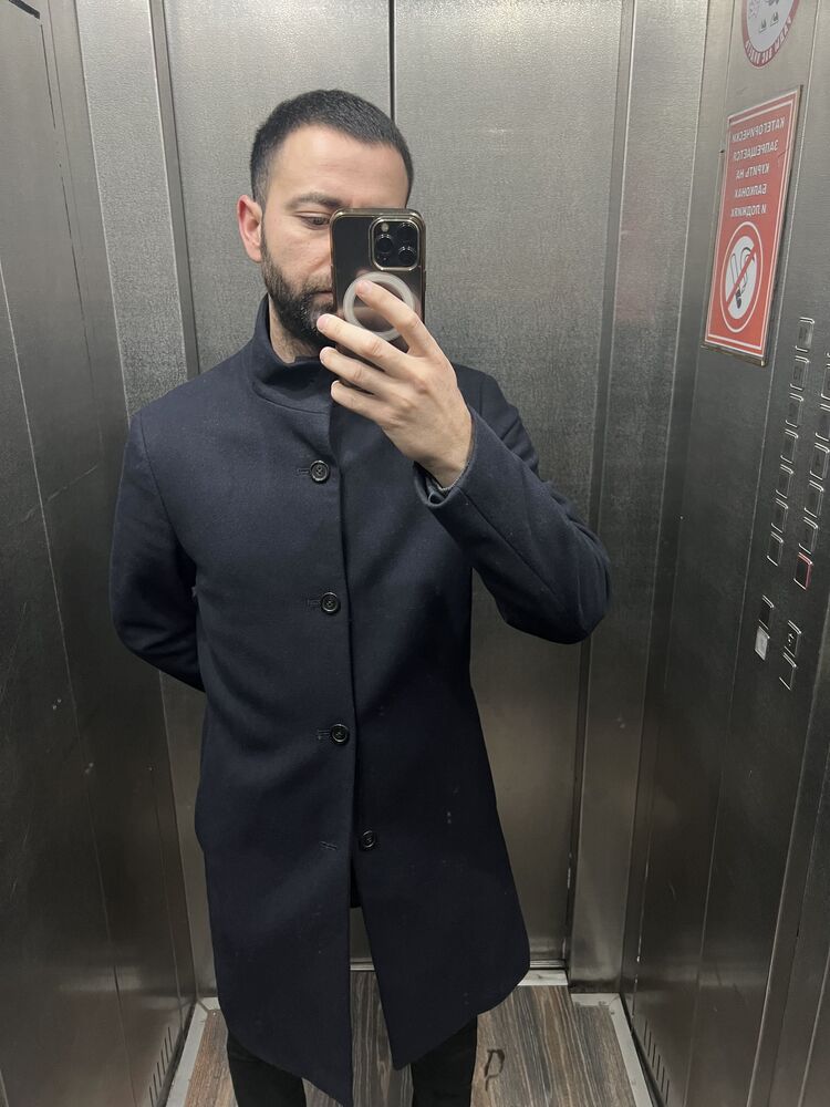  43786709  , 28 ,    