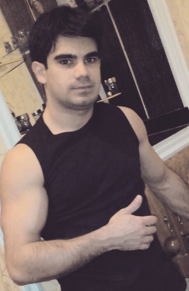  6925129  Roman, 36 ,    