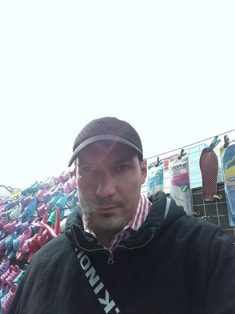  29720489  ALEKSEI, 39 ,    