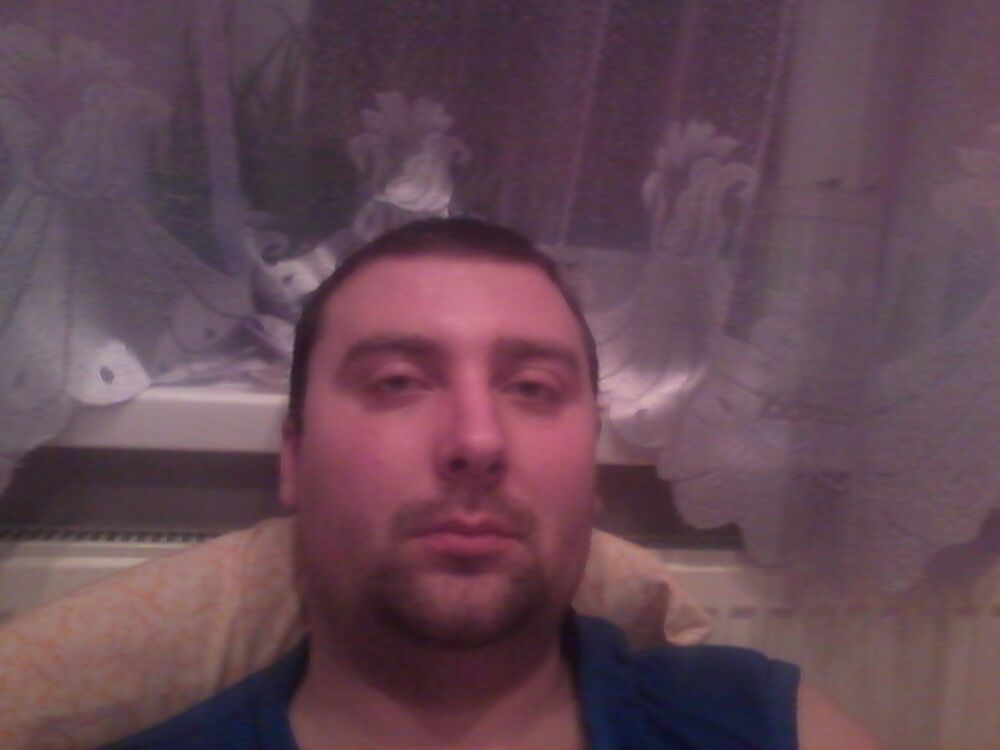  ,   Weydon, 40 ,   