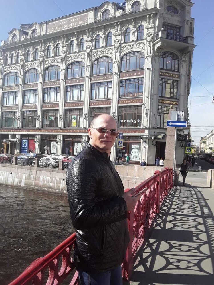  -,   , 42 ,     , c 