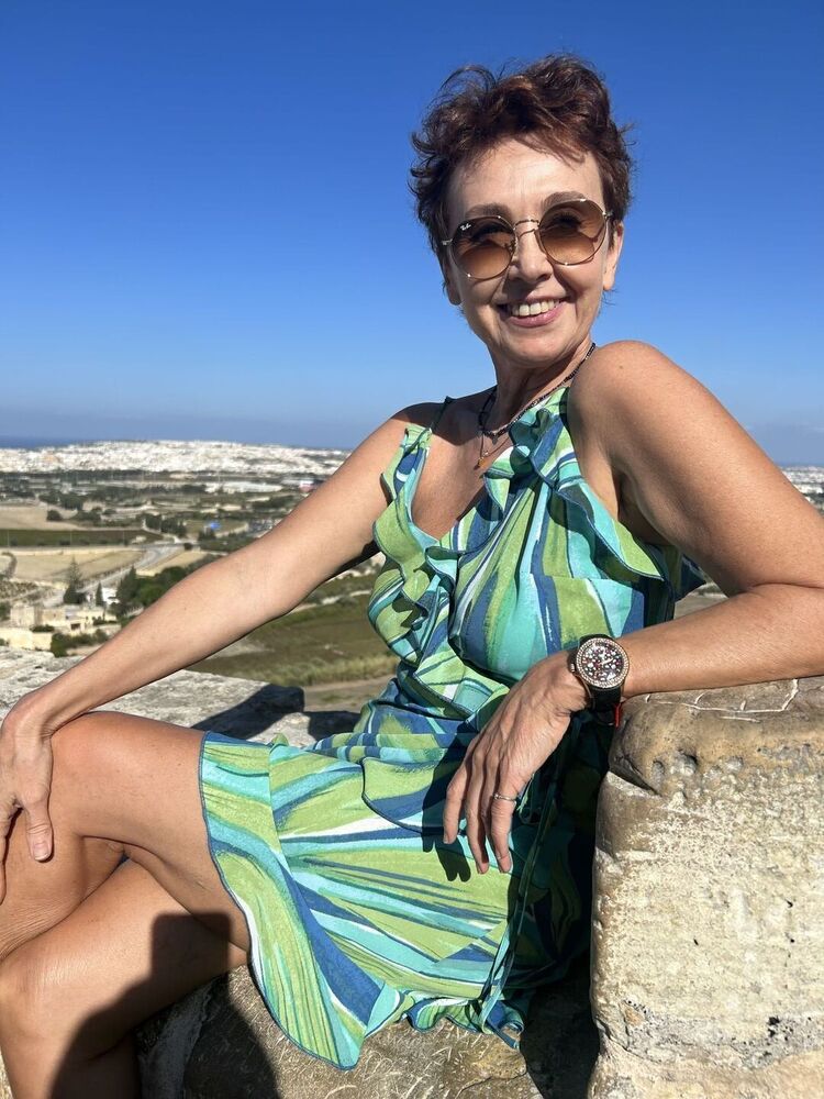  ,   Vera, 51 ,   c 