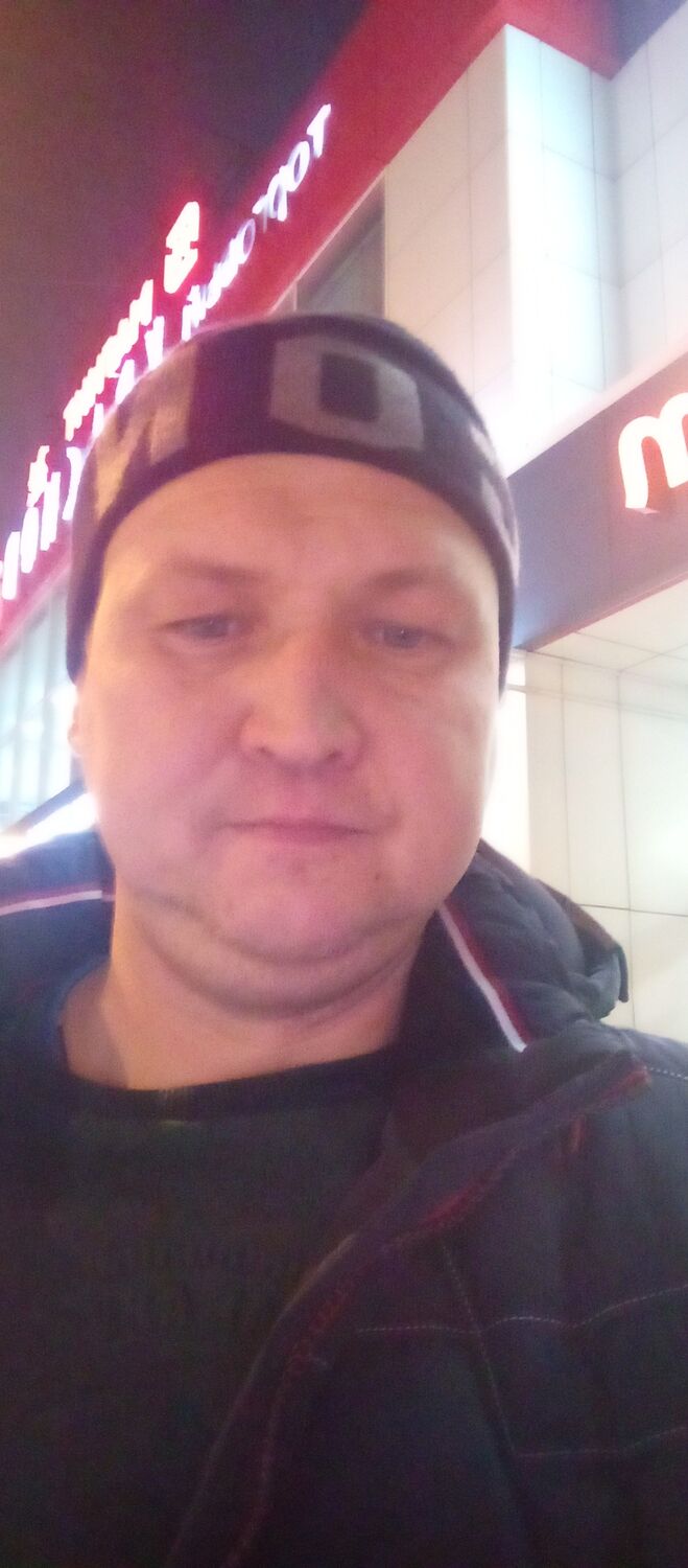  41283279  ALEXEi, 43 ,    