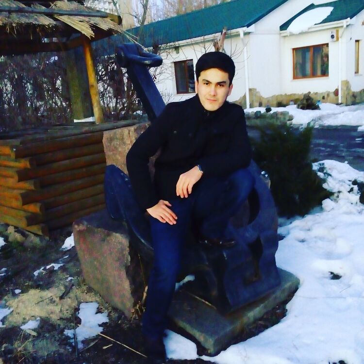  8909899  MehmetOglu, 28 ,    