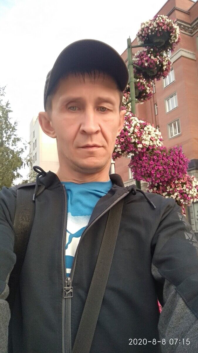  ,   Igor, 46 ,  