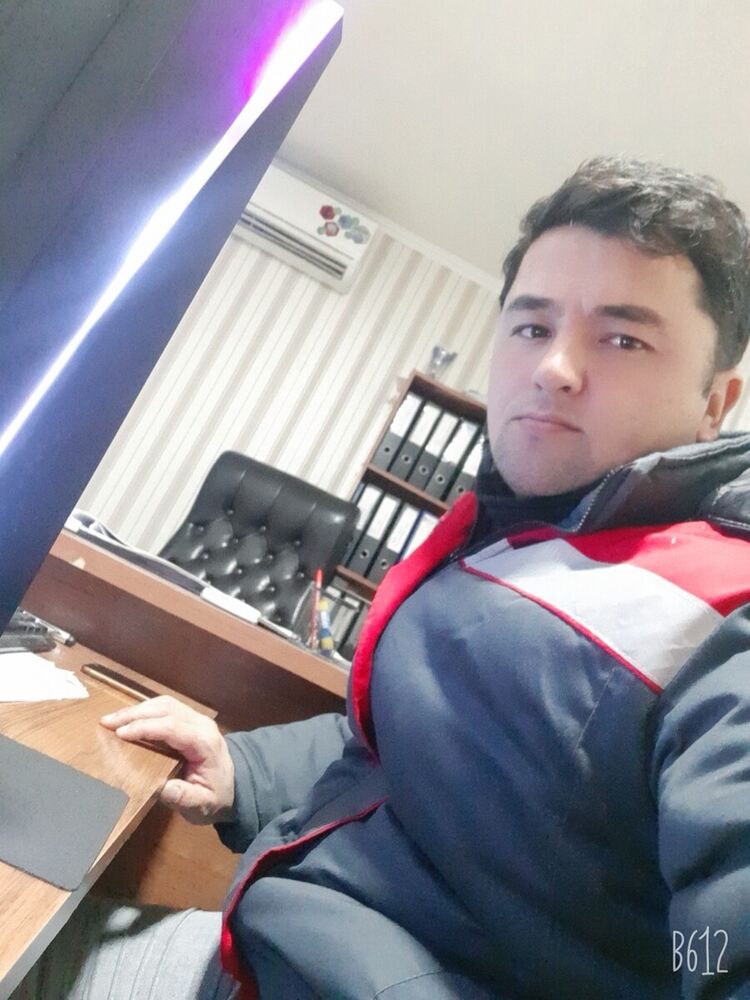  22012179  Rafael, 33 ,    