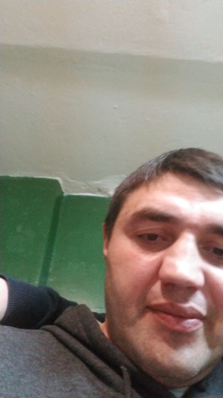  31448219  Mikhail, 41 ,    