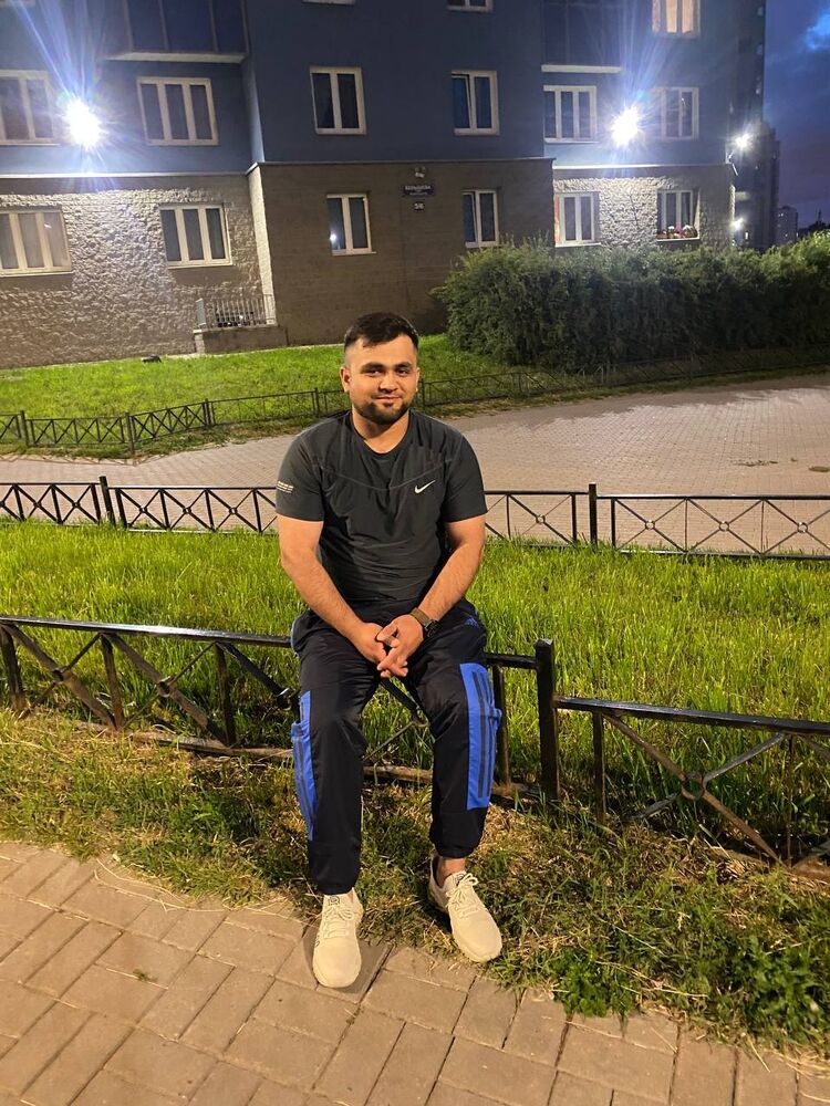  44348899  Ashur, 29 ,    -