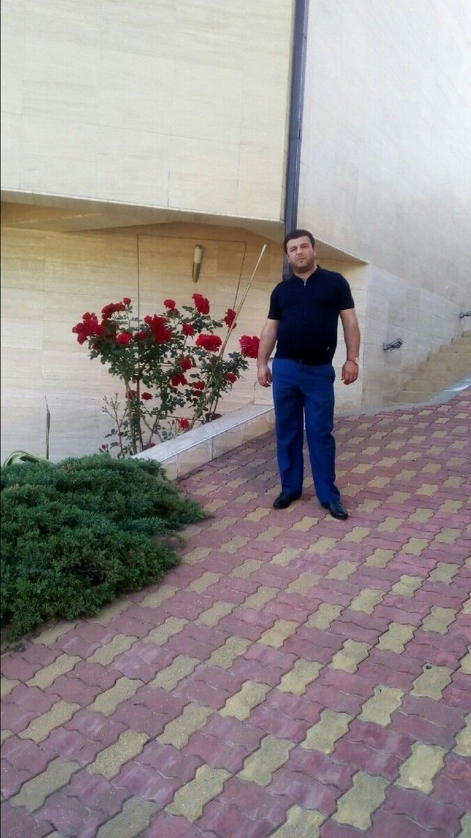  18313999  Gegham, 41 ,    