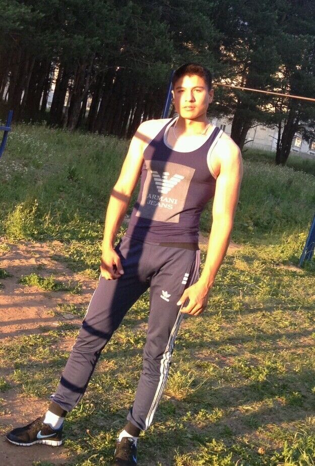  39439459  Farid, 30 ,    