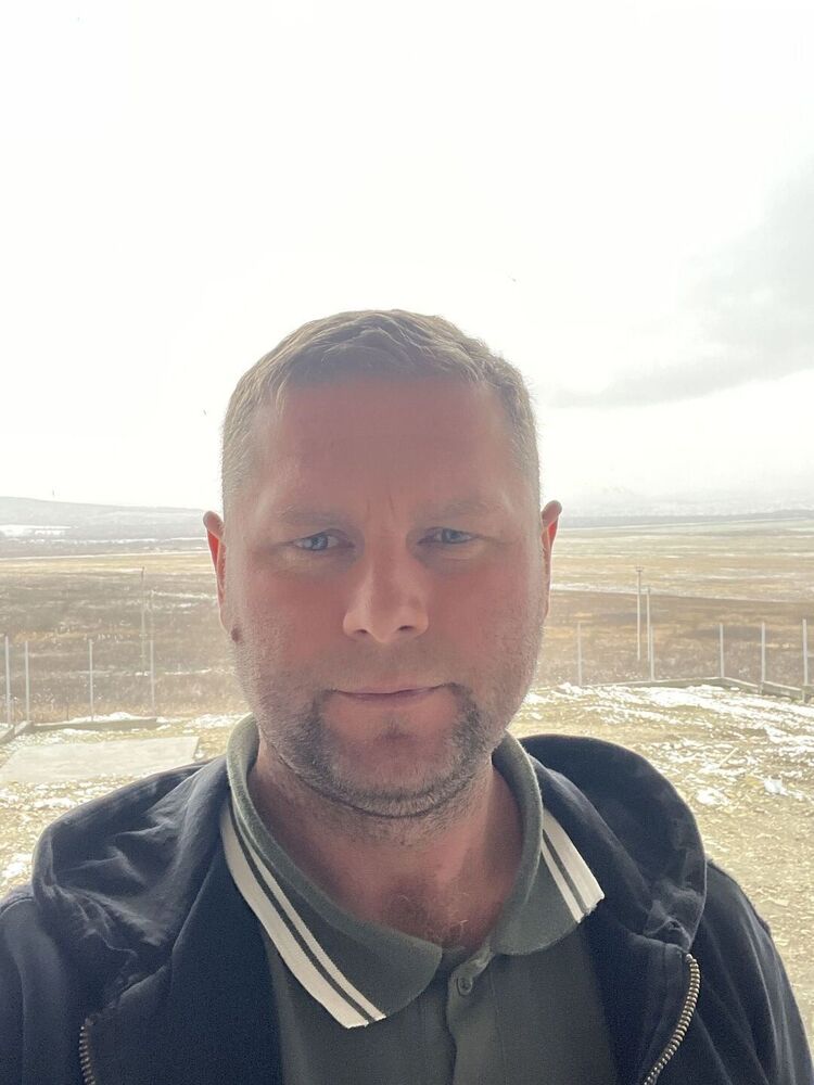  40505379  , 42 ,    