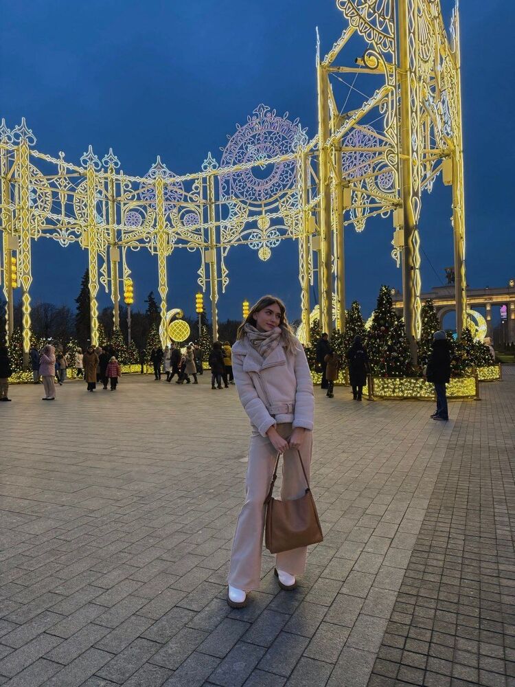 ���������� ������-��-����, ���� ������� �����, 22 ����, ������������ ��� ������, ����� � ���������, c�������� ���������