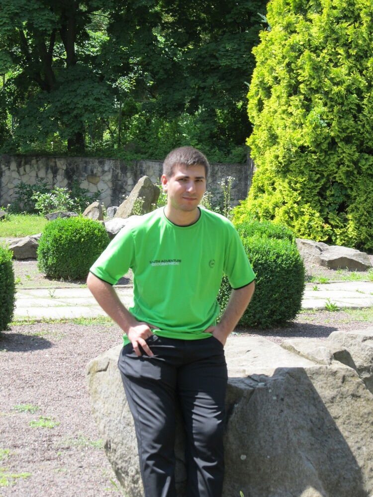  5905079  Sergiu, 37 ,    