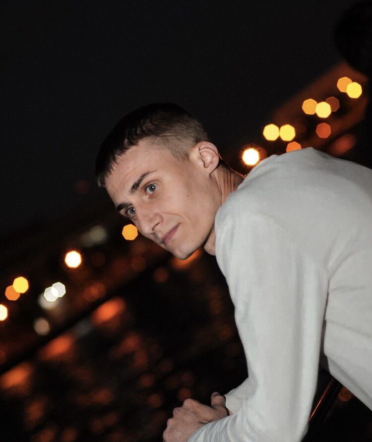  53963529  , 31 ,    -