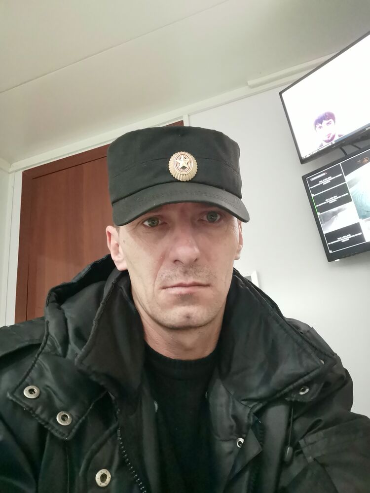  24890629  , 40 ,    