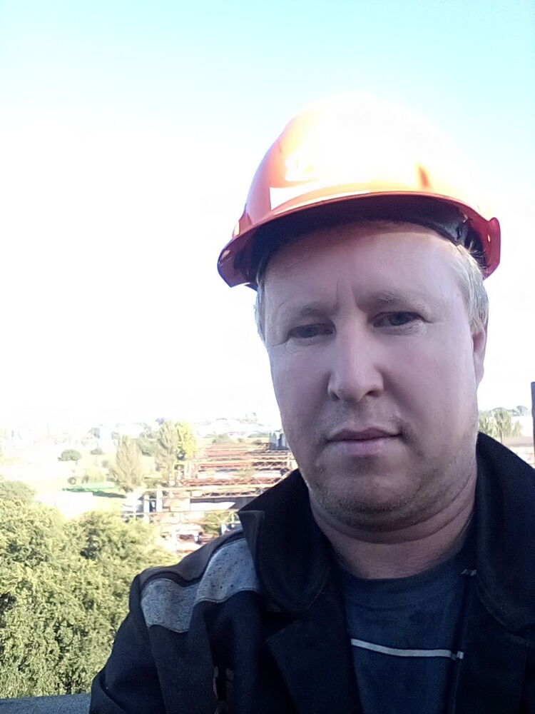  8325049  Magvremeni, 50 ,    