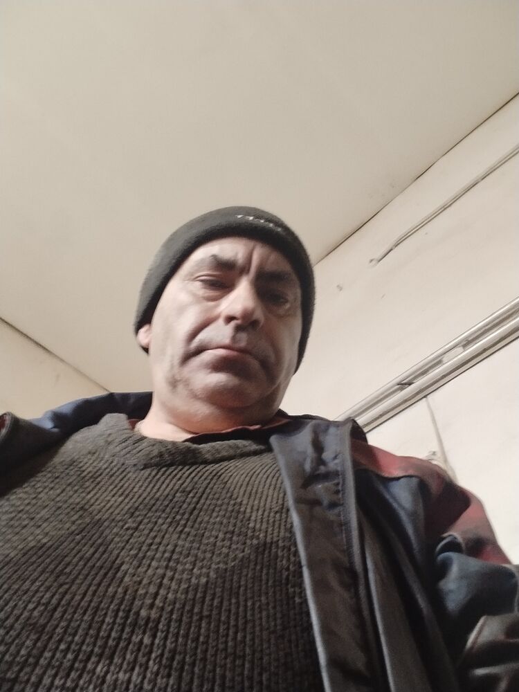  40728299  , 49 ,    