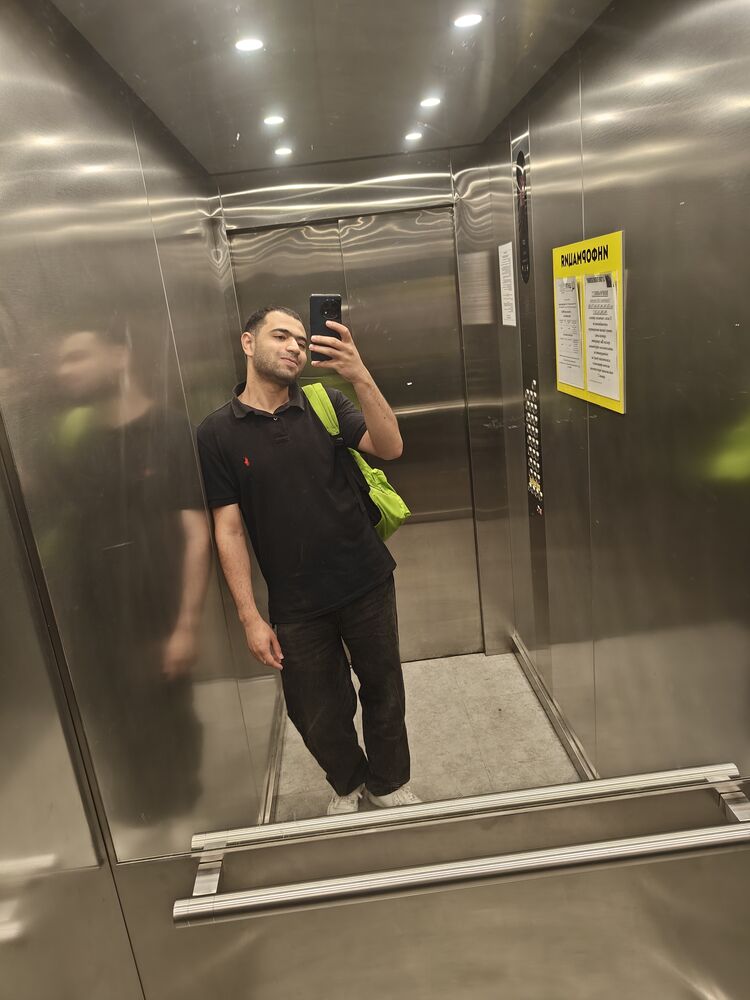  52454409  , 28 ,    