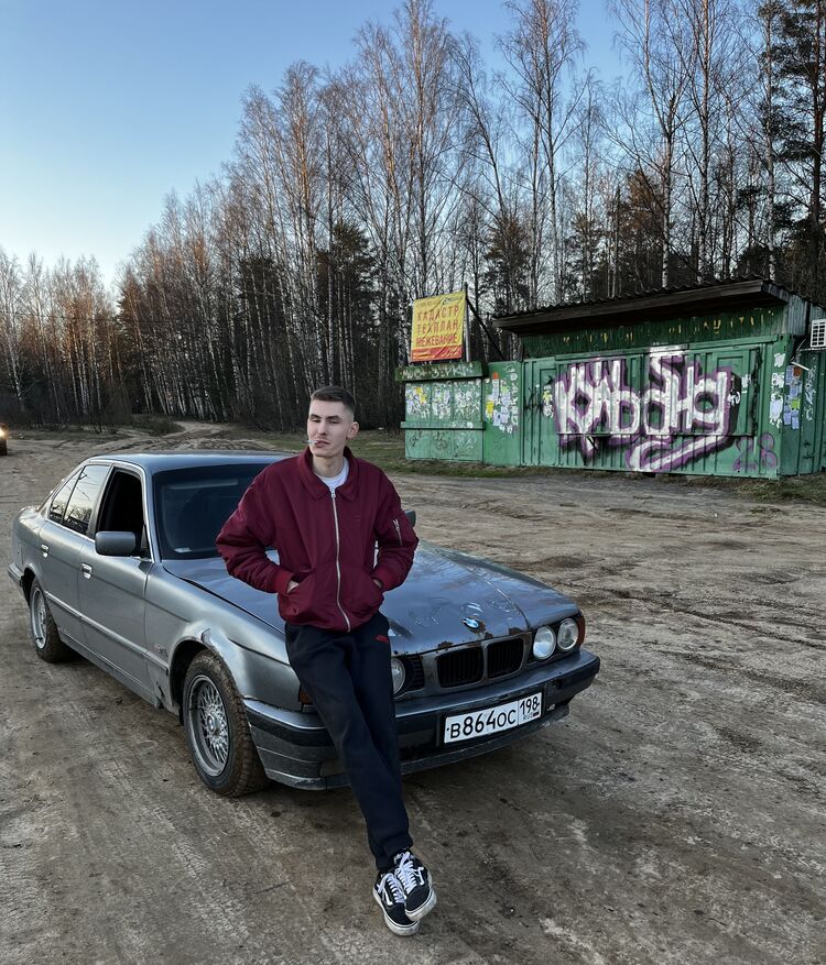 47110899  , 20 ,    -