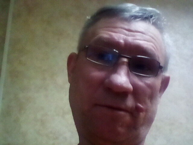  18968549  Nik, 57 ,    