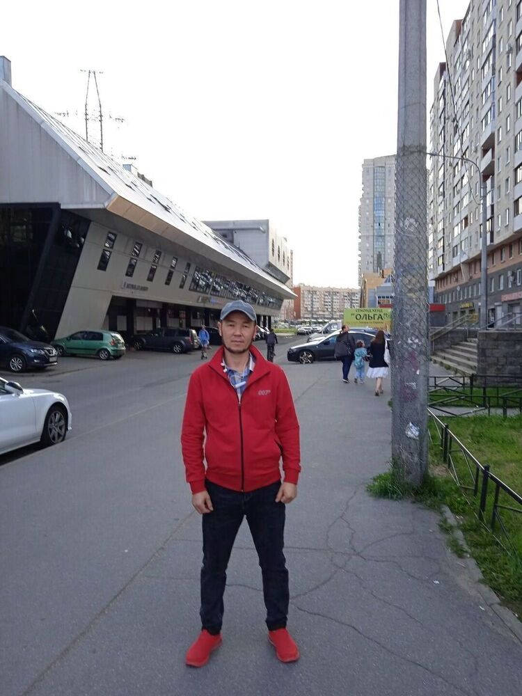  -,   Faridzon, 37 ,     