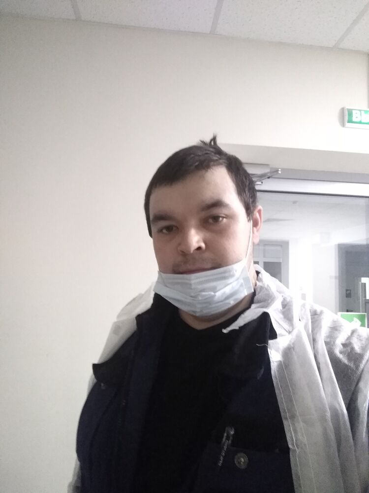  -,   Vladimir, 28 ,   ,   