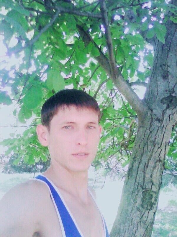  8613689  Oleg, 37 ,    